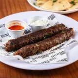 Kaftas de carne do Bubbeleh
